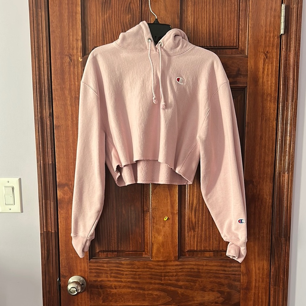 Champion Pastel Pink Oversized Cropped Sweatshirt